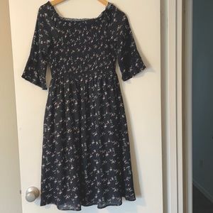 Saving page beautiful MIDI dark navy blue dress with pink roses